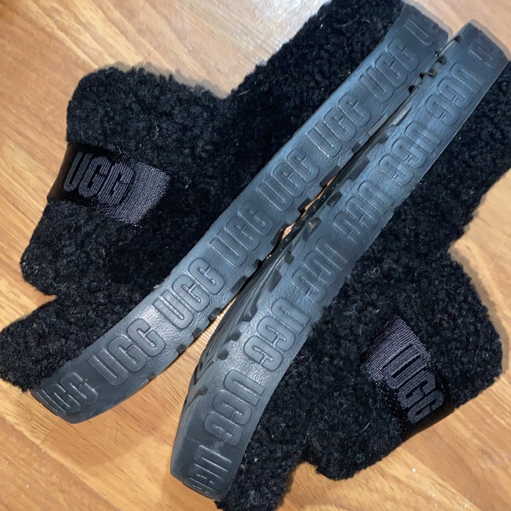 Ugg Slides (Slip On) - image 4